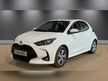 Used Toyota Yaris 2024 for sale - 79358657: Photo