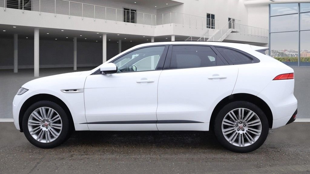 Used Jaguar F-Pace 2019 for sale - 76430430: Photo 6