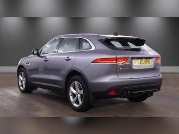 Used Jaguar F-Pace 2020 for sale - 79370632: Photo
