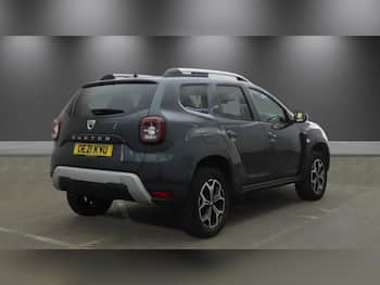 Used Dacia Duster 2021 for sale - 79647992: Photo