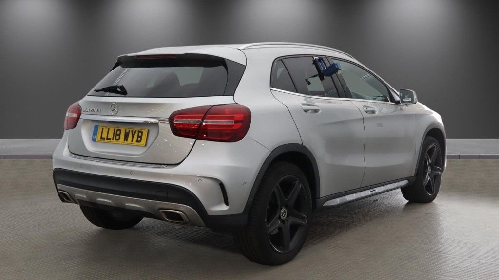 Used Mercedes-Benz GLA 2018 for sale - 78212832: Photo 4