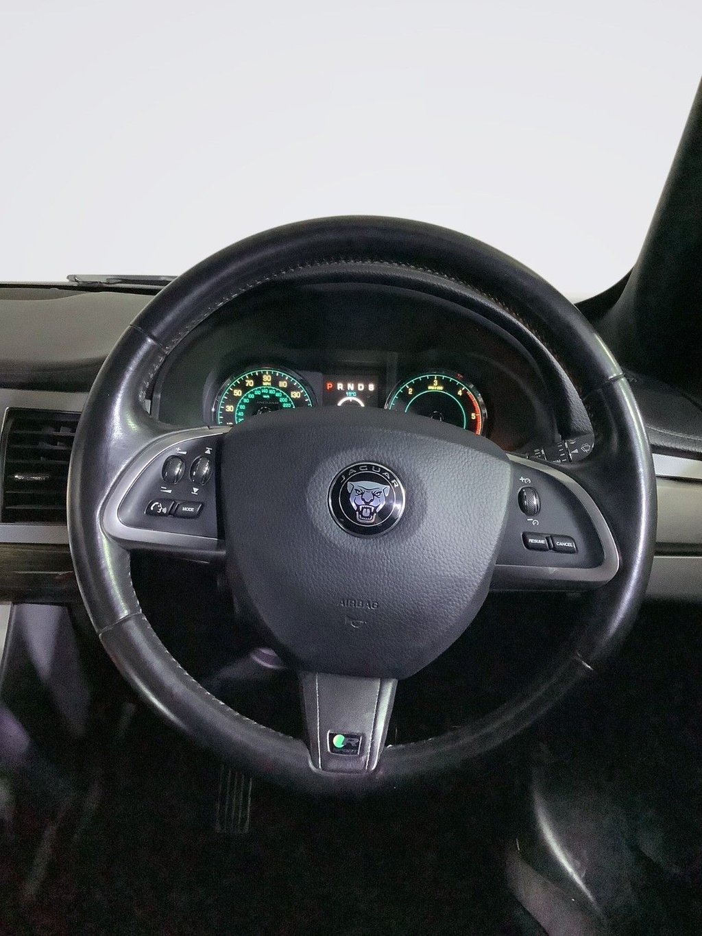 Used Jaguar XF 2015 for sale - 76333247: Photo 16