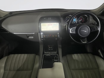 Used Jaguar F-Pace 2018 for sale - 75286963: Photo