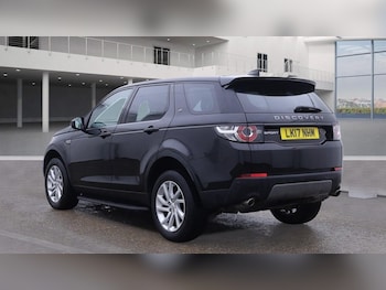 Used Land Rover Discovery Sport 2017 for sale - 76245344: Photo