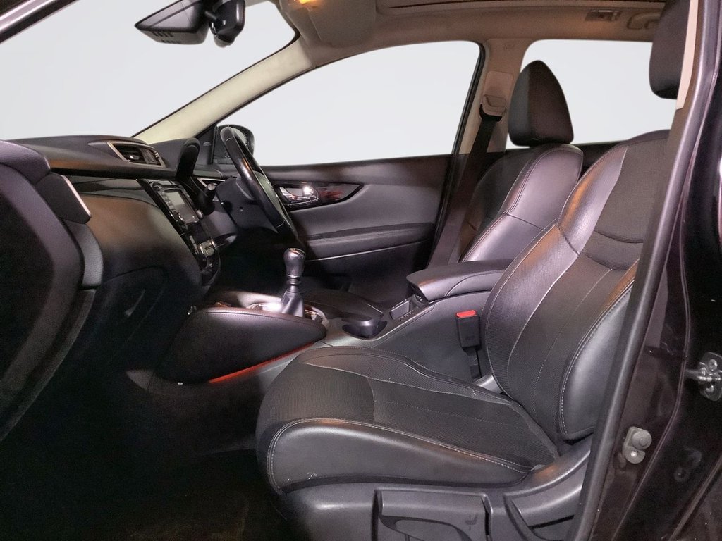 Used Nissan Qashqai 2017 for sale - 76439380: Photo 12