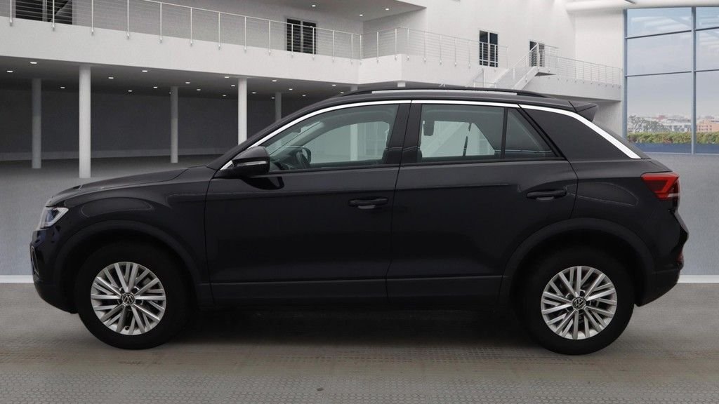 Used Volkswagen T-Roc 2023 for sale - 77407881: Photo 12