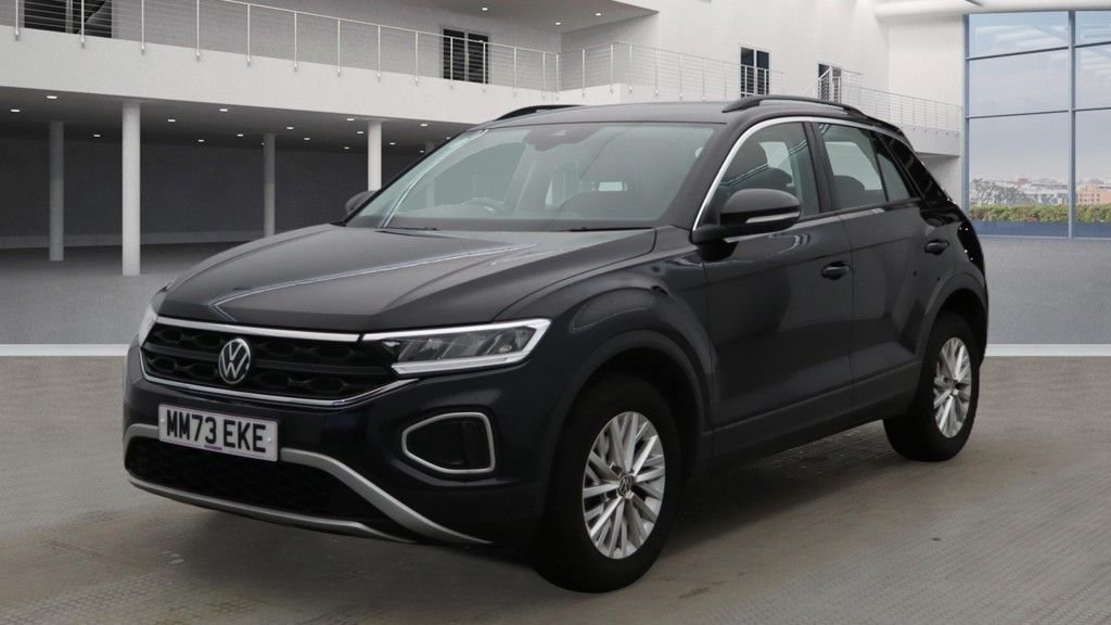 Used Volkswagen T-Roc 2023 for sale - 77407881: Photo 8