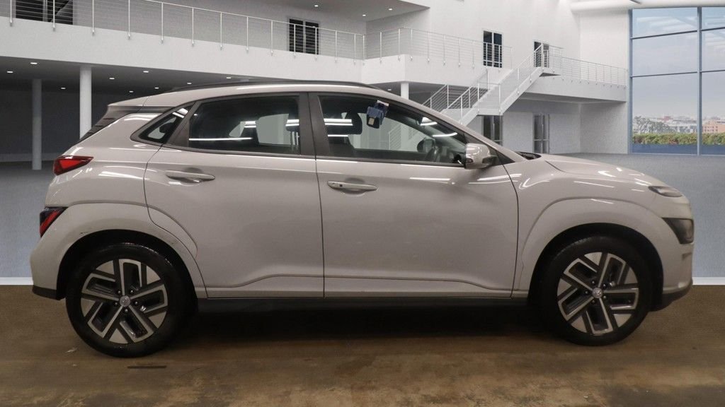 Used Hyundai KONA 2023 for sale - 77755308: Photo 7