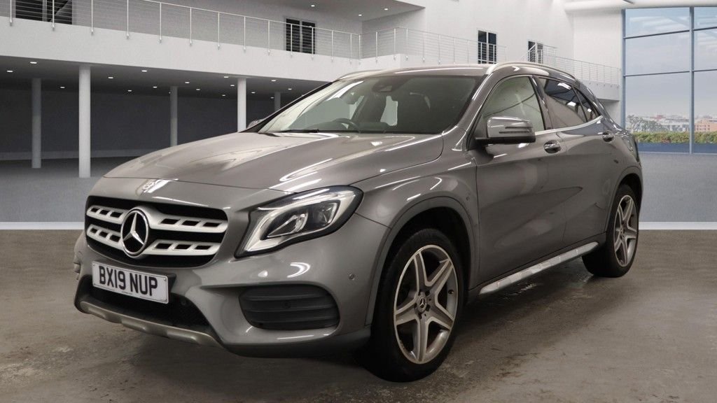Used Mercedes-Benz GLA 2019 for sale - 76973528: Photo 8