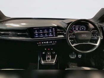 Used Audi Q4 e-tron 2023 for sale - 77792025: Photo
