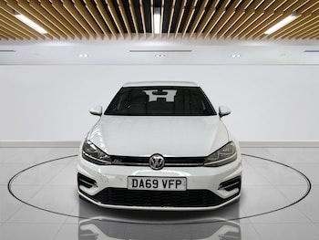 Used Volkswagen Golf 2019 for sale - 79370569: Photo