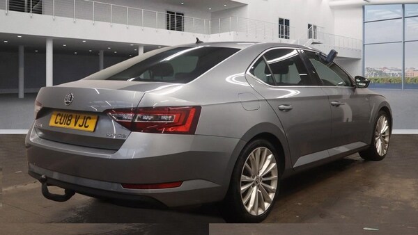 Used Skoda Superb 2018 for sale - 76286184: Photo 4