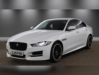 Used Jaguar XE 2019 for sale - 79233429: Photo