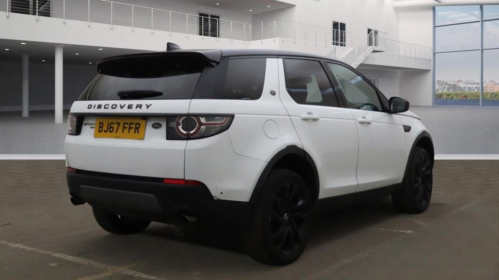 Used Land Rover Discovery Sport 2017 for sale - 76474645: Photo 4