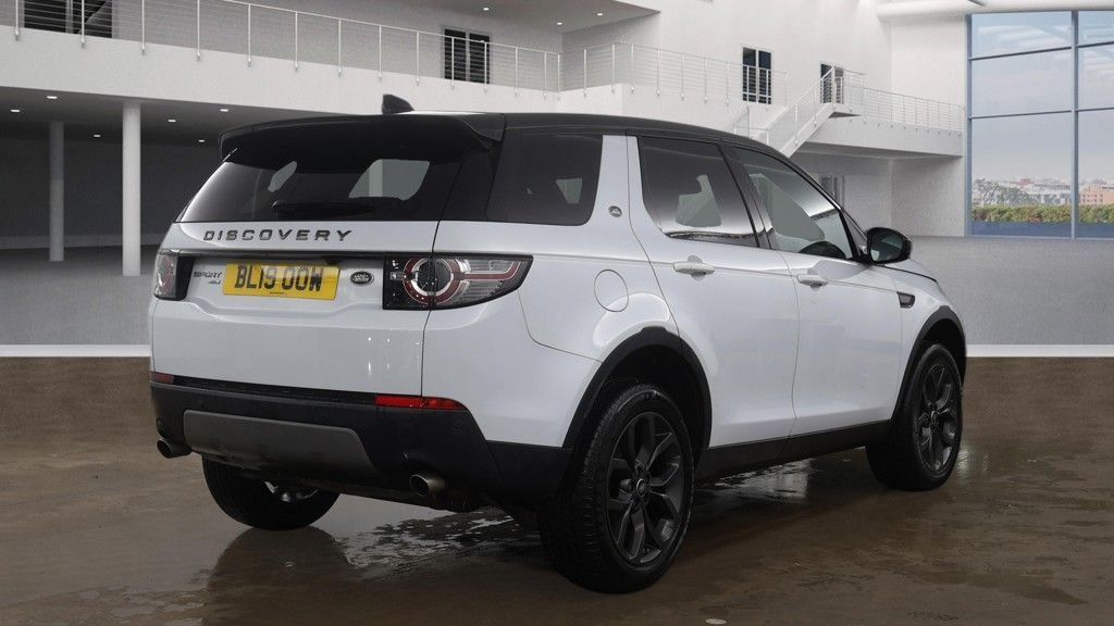 Used Land Rover Discovery Sport 2019 for sale - 77499238: Photo 4