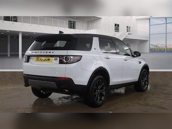 Used Land Rover Discovery Sport 2019 for sale - 77499238: Photo