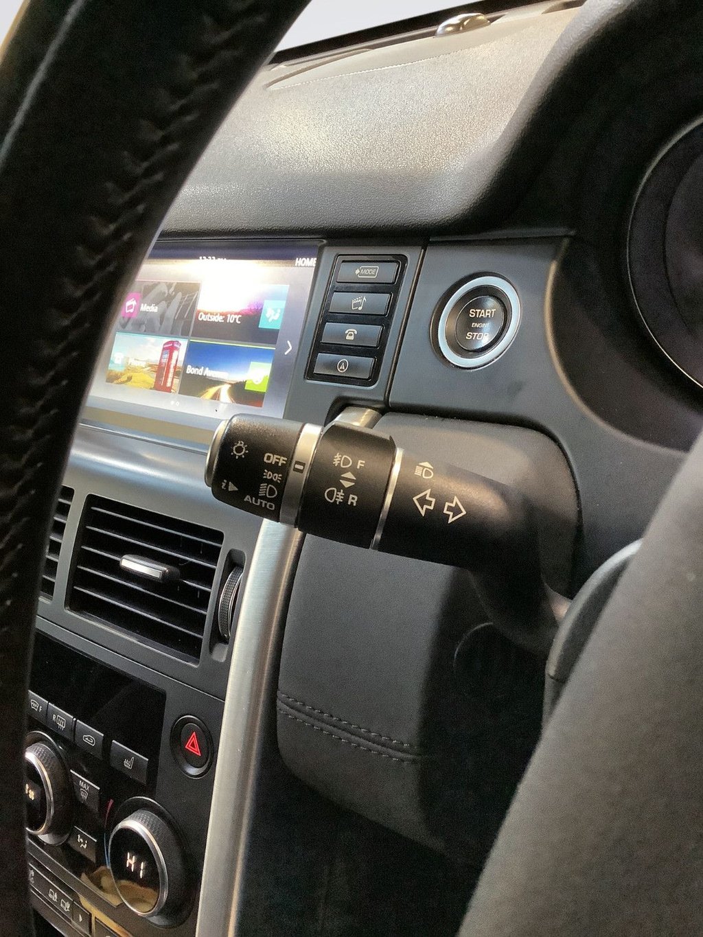 Used Land Rover Discovery Sport 2018 for sale - 76950336: Photo 19