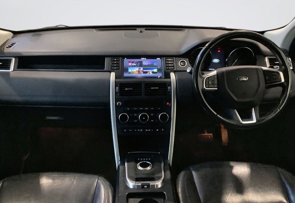 Used Land Rover Discovery Sport 2018 for sale - 76950336: Photo 3