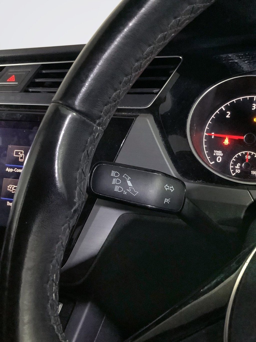 Used Volkswagen Touran 2018 for sale - 76029389: Photo 23