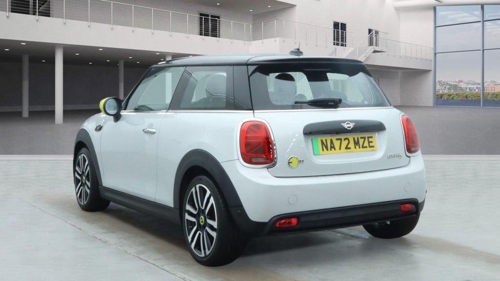Used MINI Hatch 2023 for sale - 77421793: Photo 3