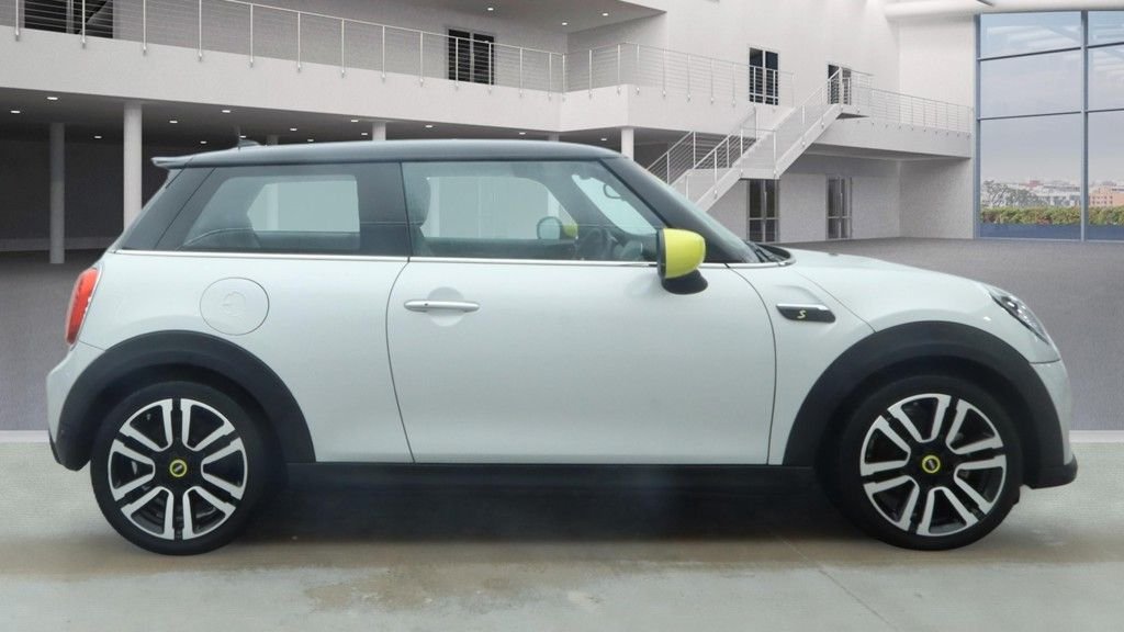 Used MINI Hatch 2023 for sale - 77421793: Photo 5