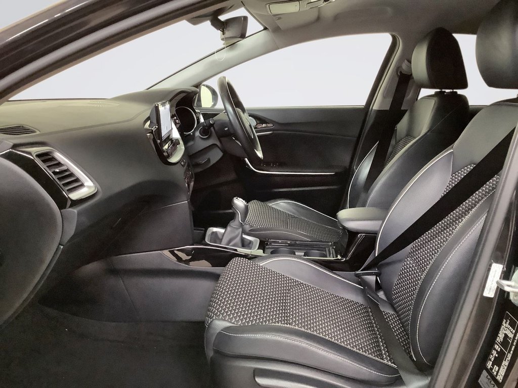 Used Kia XCeed 2022 for sale - 78117645: Photo 12