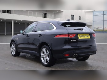 Used Jaguar F-Pace 2019 for sale - 76482248: Photo