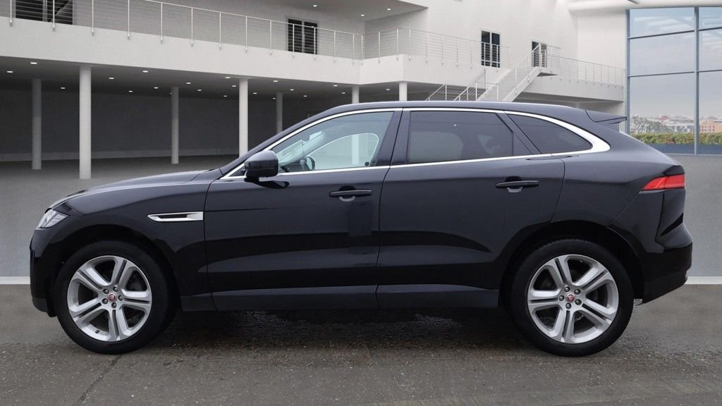 Used Jaguar F-Pace 2019 for sale - 76482248: Photo 6