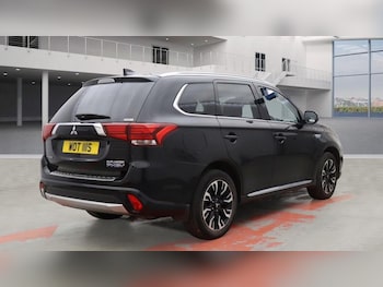 Used Mitsubishi Outlander 2017 for sale - 75832725: Photo