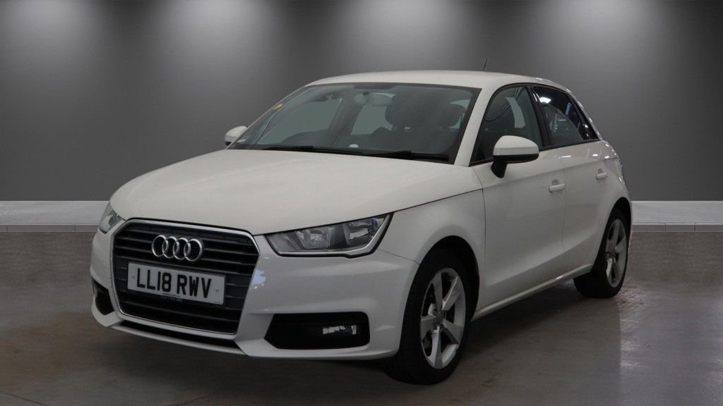 Used Audi A1 2018 for sale - 78017415: Photo 2