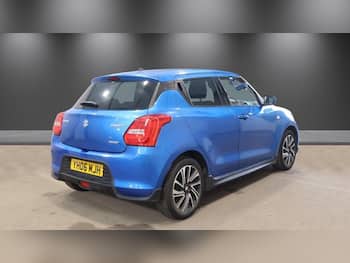 Used Suzuki Swift 2023 for sale - 79655220: Photo