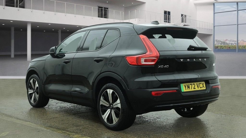 Used Volvo XC40 2023 for sale - 77539705: Photo 5