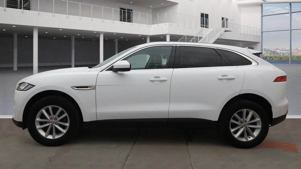 Used Jaguar F-Pace 2018 for sale - 77302596: Photo 12