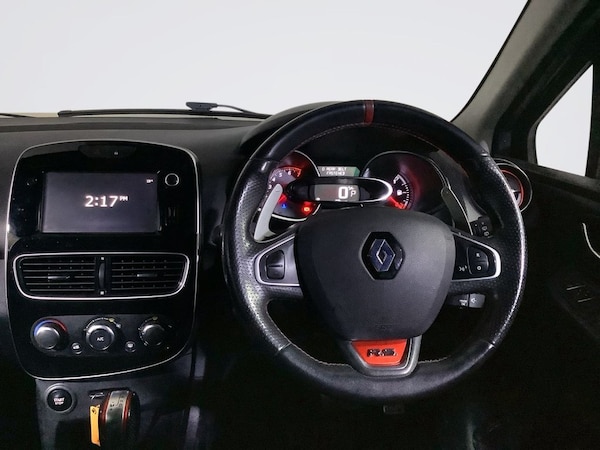 Used Renault Clio 2018 for sale - 76180123: Photo 15