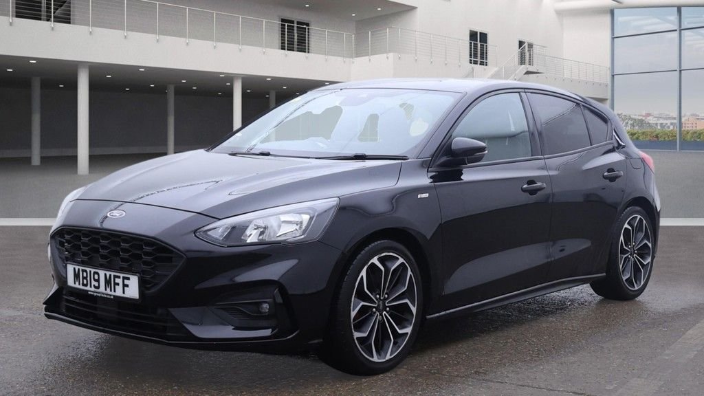 Used Ford Focus 2019 for sale - 76973537: Photo 2