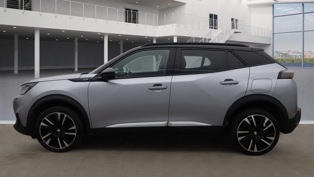 Used Peugeot 2008 2021 for sale - 76356489: Photo 6