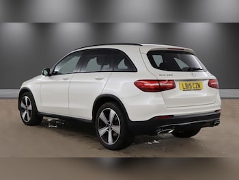 Used Mercedes-Benz GLC 2019 for sale - 78372993: Photo