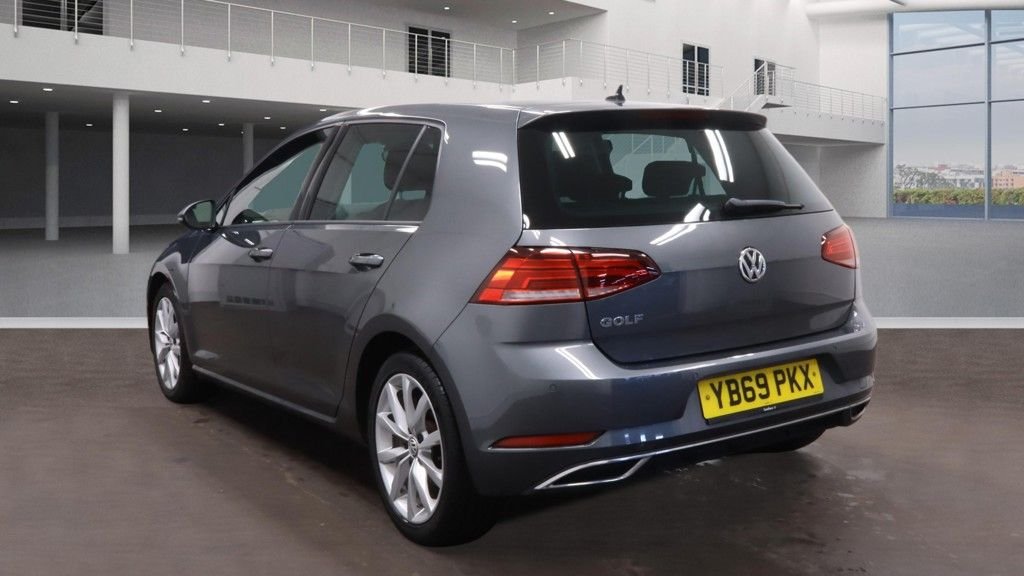Used Volkswagen Golf 2019 for sale - 77121989: Photo 3