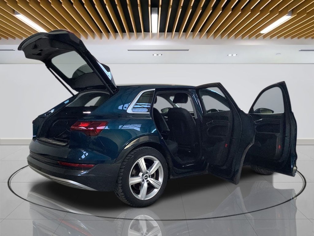 Used Audi e-tron 2021 for sale - 77806050: Photo 10