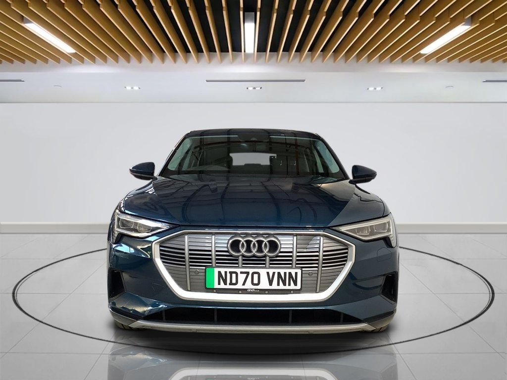 Used Audi e-tron 2021 for sale - 77806050: Photo 2