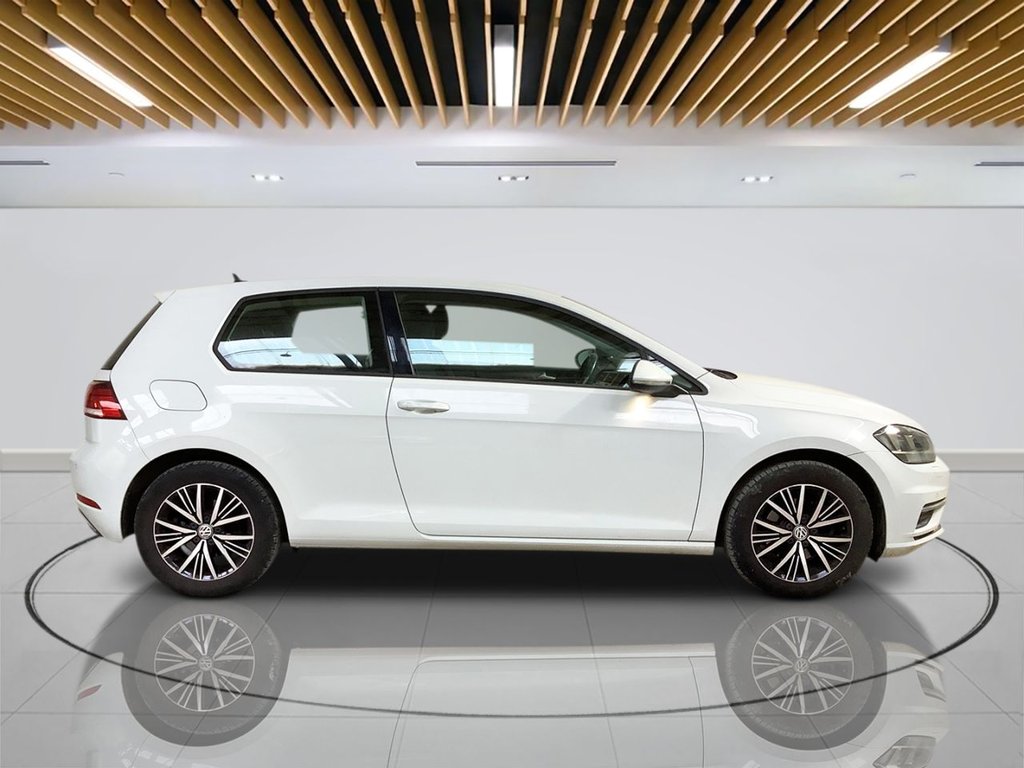 Used Volkswagen Golf 2018 for sale - 78200419: Photo 9