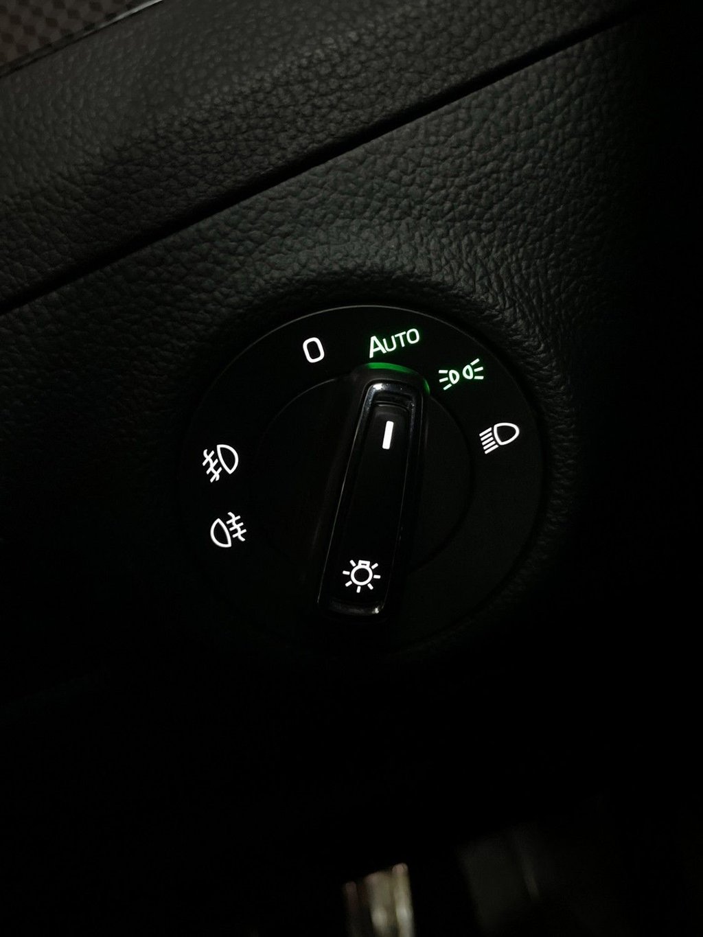 Used Skoda Superb 2017 for sale - 78049521: Photo 24