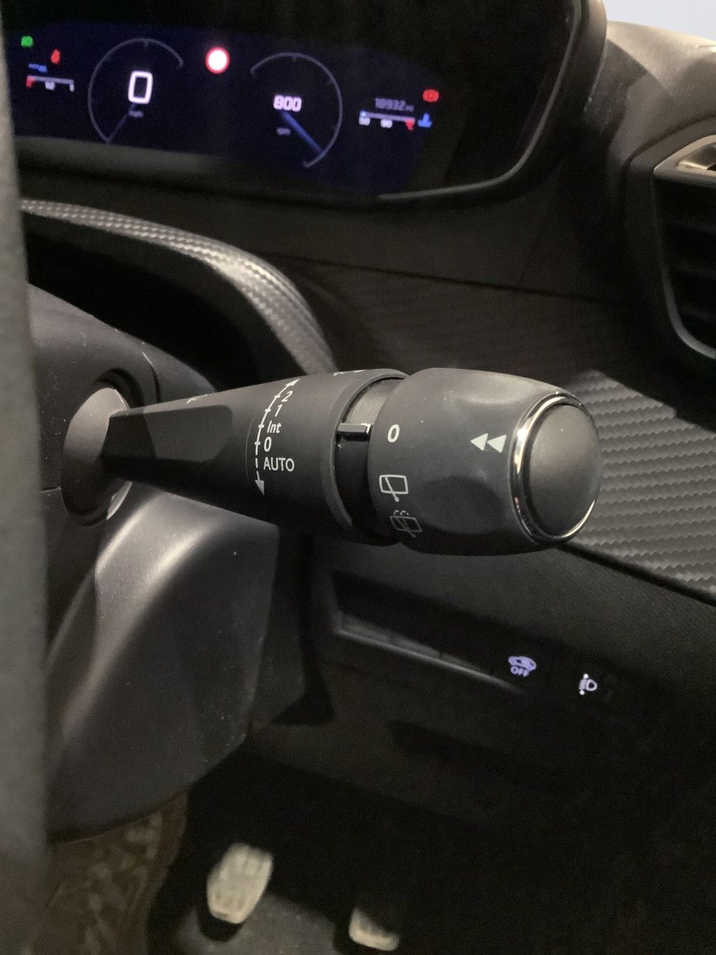 Used Peugeot 2008 2024 for sale - 77360171: Photo 22