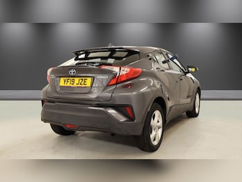 Used Toyota C-HR 2019 for sale - 78414195: Photo