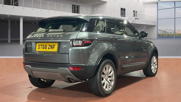 Used Land Rover Range Rover Evoque 2019 for sale - 76256225: Photo 4