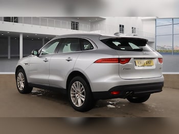 Used Jaguar F-Pace 2019 for sale - 76535782: Photo