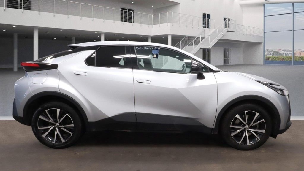 Used Toyota C-HR 2024 for sale - 77188560: Photo 11