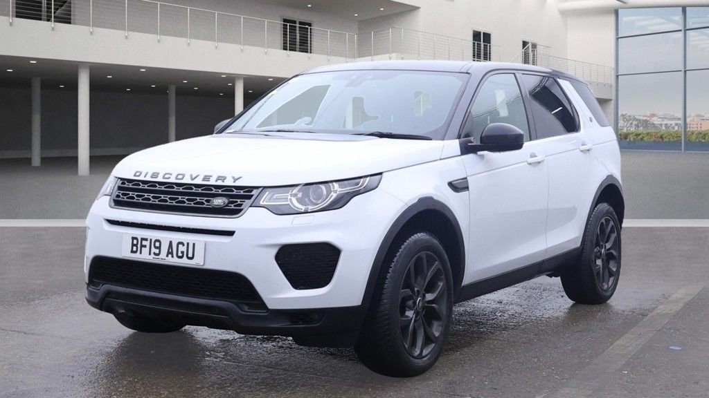 Used Land Rover Discovery Sport 2019 for sale - 76910422: Photo 2