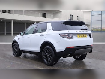 Used Land Rover Discovery Sport 2019 for sale - 76910422: Photo