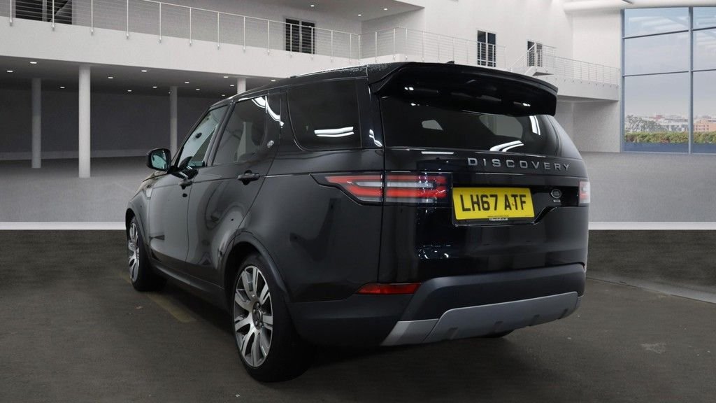 Used Land Rover Discovery 2017 for sale - 76482375: Photo 3